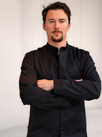 veste Newlook noire portée par Sylvain