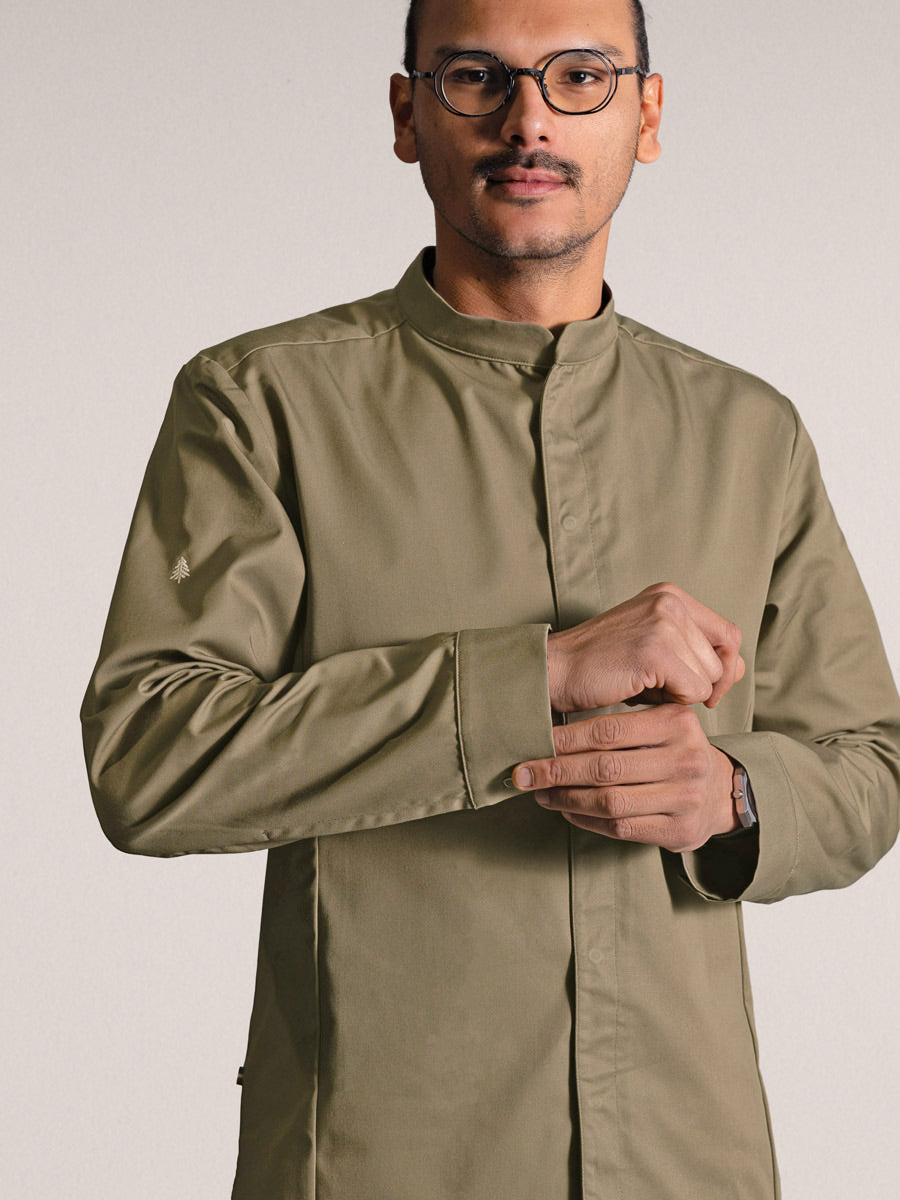 veste newlook kaki porté par Esteban