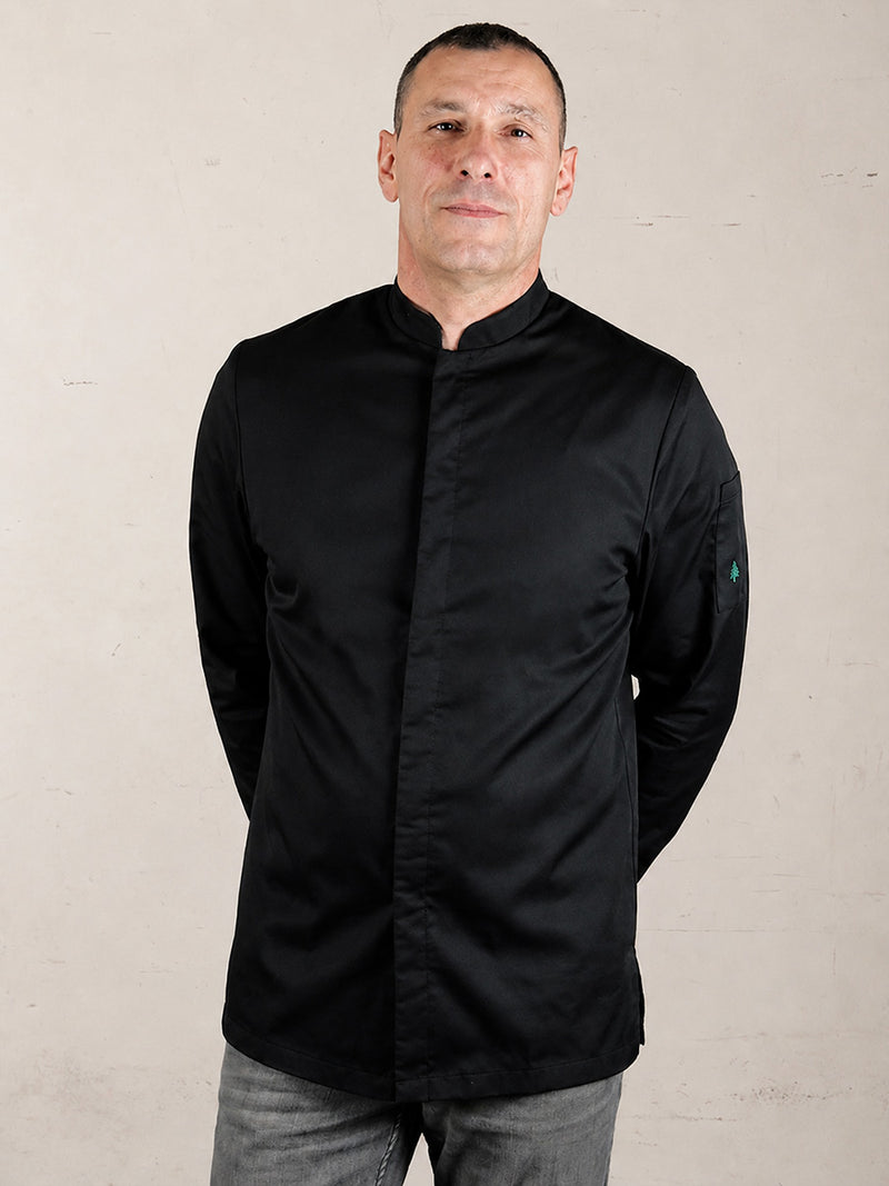 veste Steph noire portée par Mickael
