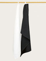 torchons Gaufrex blanc et noir suspendus