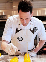 tablier à bavette couleur crème Gregory Doyen