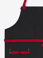 détail tablier bamba noir