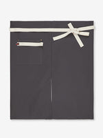 tablier flamenco gris à plat