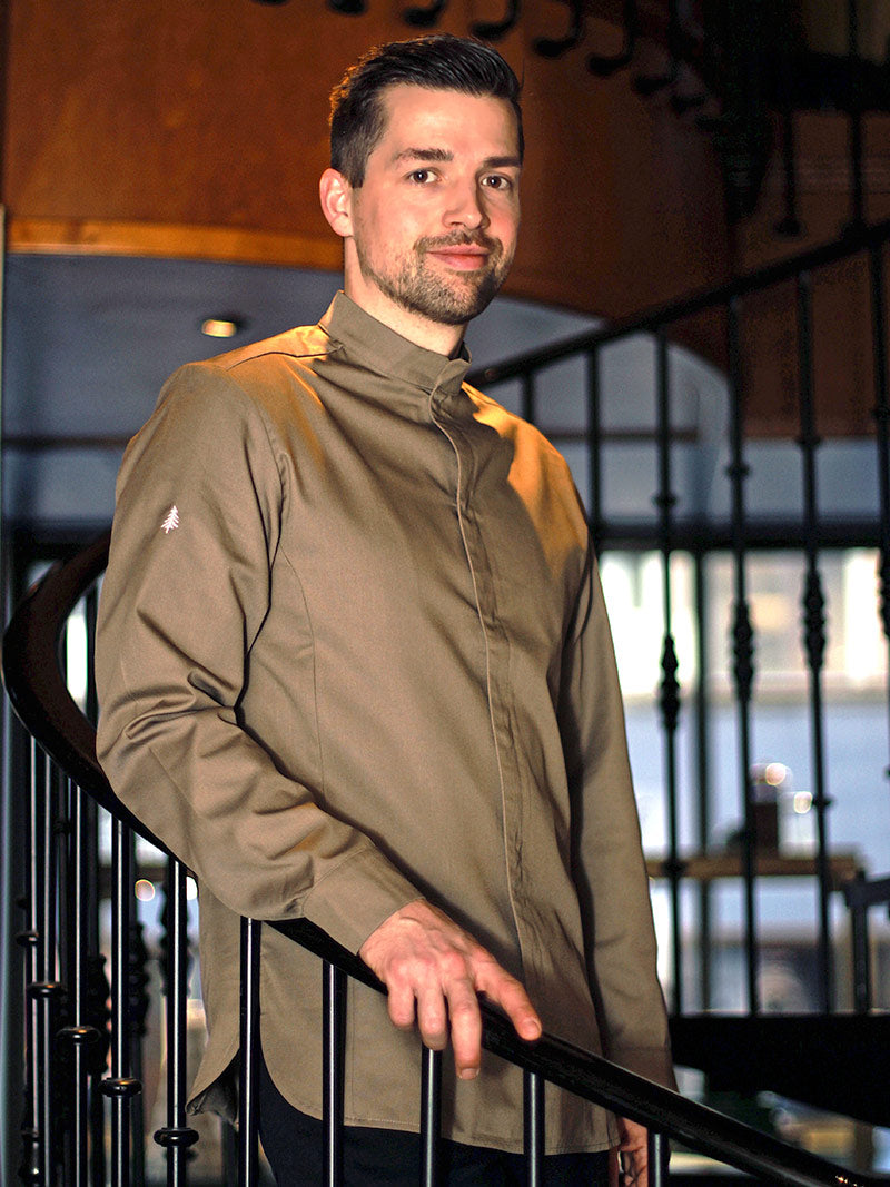 newlook kaki porté par le Chef Martin Simolka