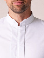 détail col cassé veste Avant-Garde