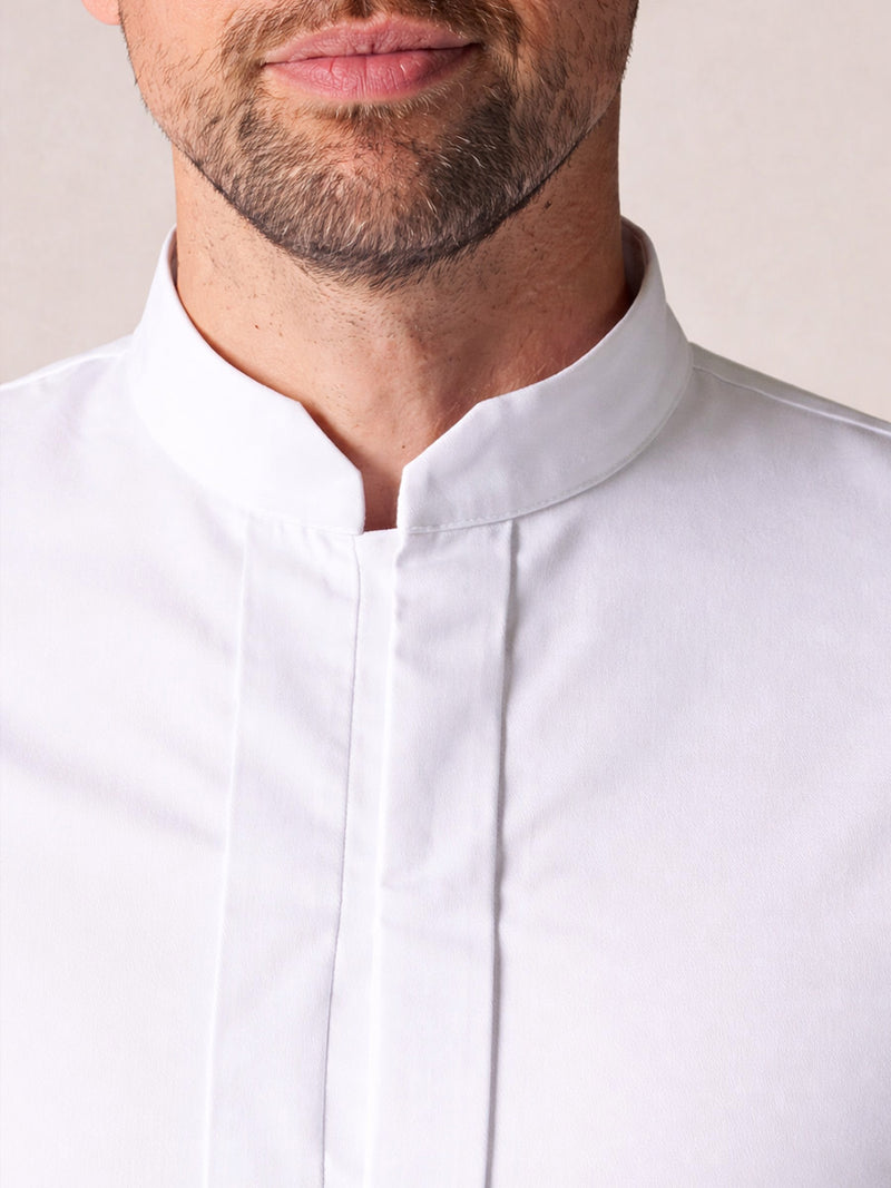 détail col cassé veste Avant-Garde