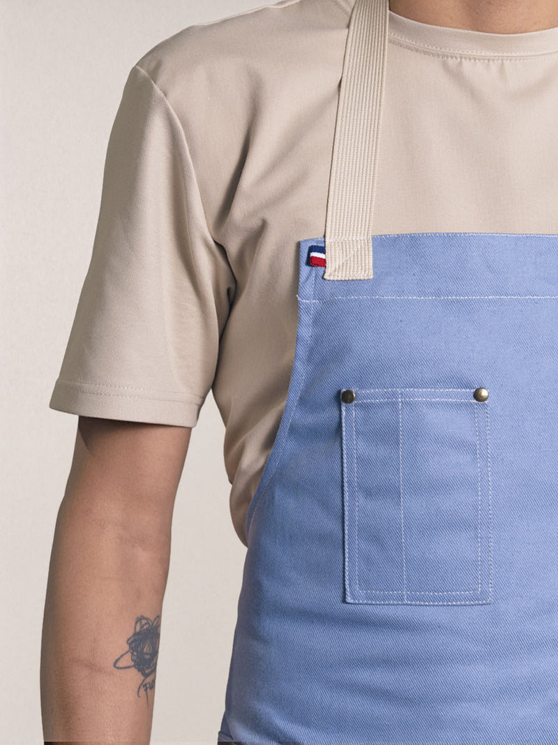 tablier Cumbia denim clair détail bavette